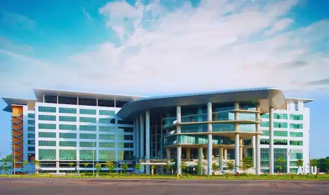 vellore institute of technology fees