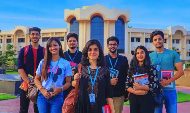 vellore institute of technology fees